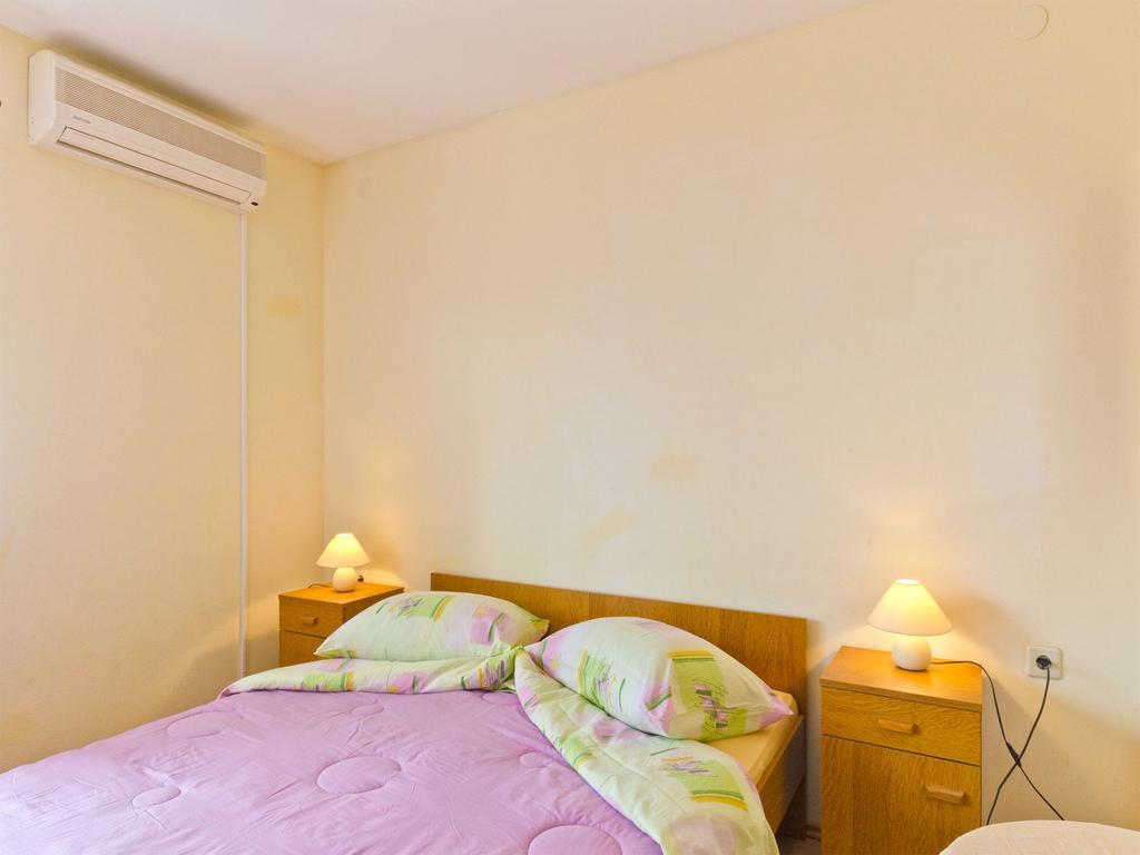 Apartments Srhoj Стари Град Экстерьер фото