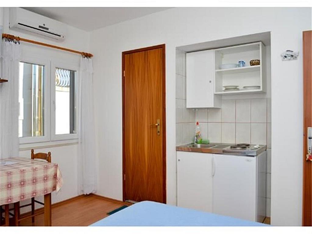 Apartments Srhoj Стари Град Экстерьер фото